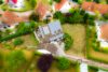 Geräumiges Zweifamilienhaus mit PV-Anlage in ruhiger Lage - Luftbild