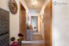 Solides Zweifamilienhaus mit Garten, Garage und Carport in ruhiger Ortsrandlage - Flur_DG