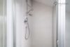 Kapitalanlage oder Eigennutzung: Modernes Single-Apartment mit TG-Stellplatz nahe S1 Eching - Dusche